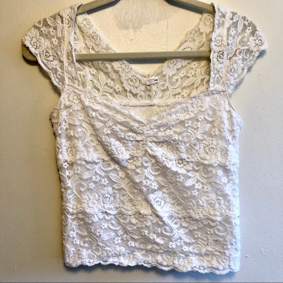 Garage Tops - White lace crop top